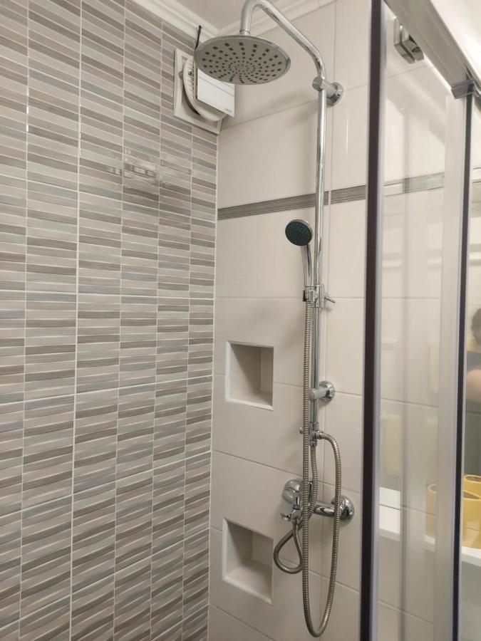 Apartmant Bionda Novi Vinodolski, Cozy And Nice Apartment For 4 People In The City Center Zewnętrze zdjęcie