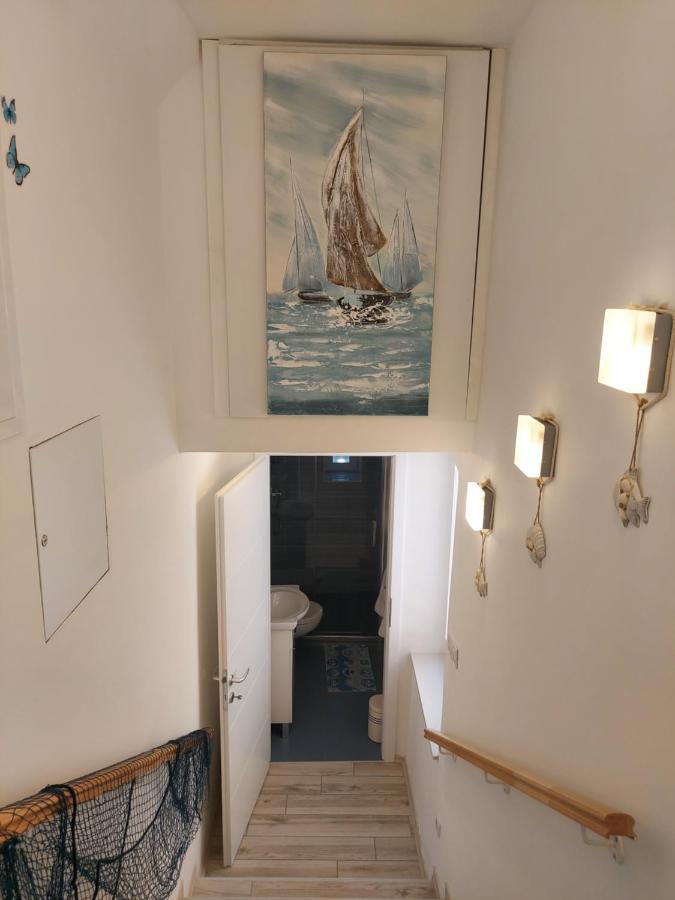 Apartmant Bionda Novi Vinodolski, Cozy And Nice Apartment For 4 People In The City Center Zewnętrze zdjęcie