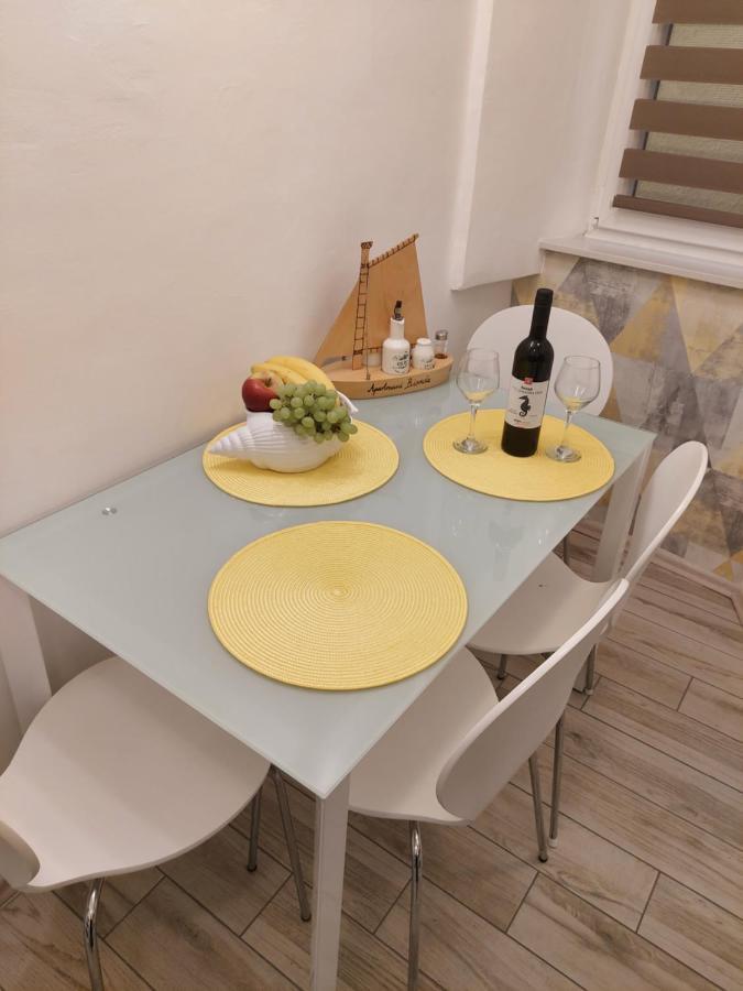 Apartmant Bionda Novi Vinodolski, Cozy And Nice Apartment For 4 People In The City Center Zewnętrze zdjęcie